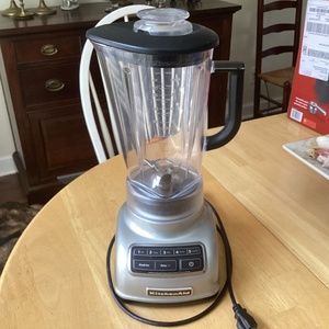 Kitchen aid blender